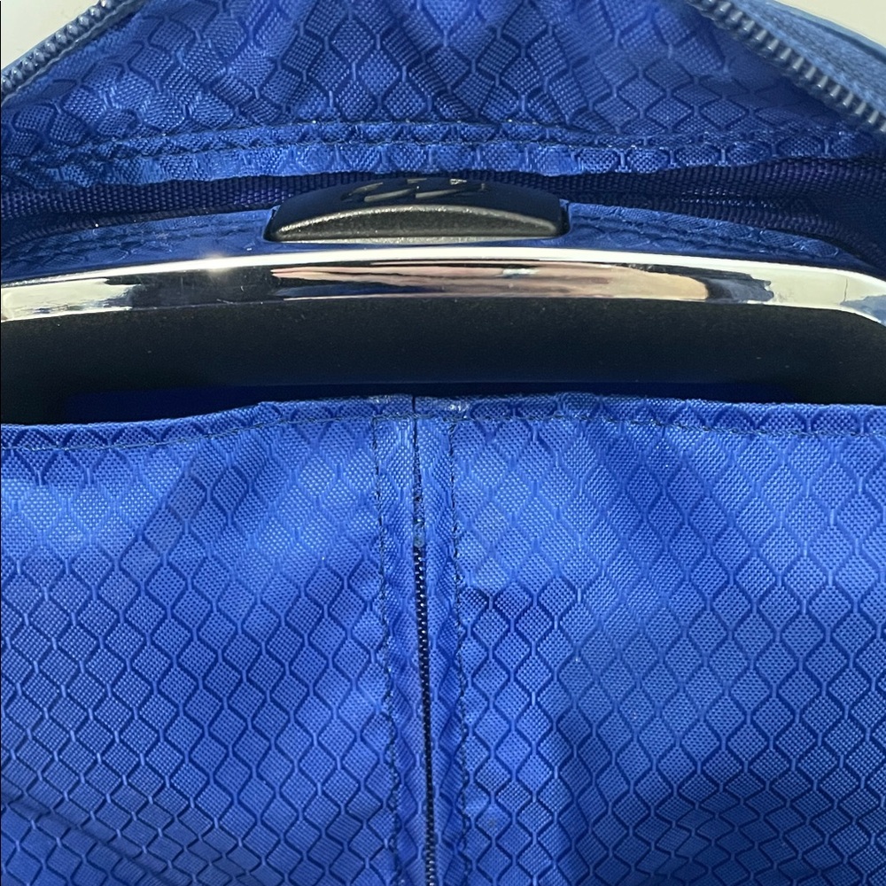 McKlein Edgebrook Navy Leather Rolling Briefcase Laptop Bag Lock Key - Picture 10 of 16